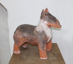 11 Hund, 1988. Terracotta. 54 x 52 h x 33 cm